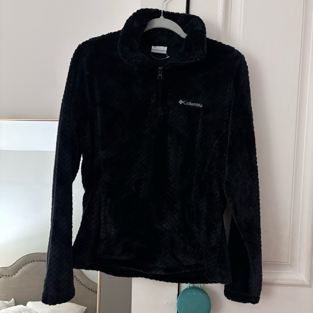 Columbia Black Soft Fuzzy Sweater 1/4 Zipper
